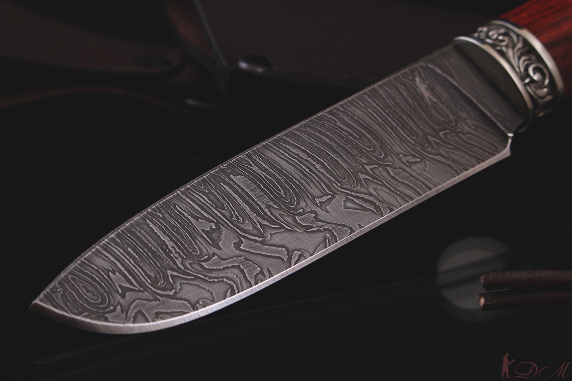 Охотничий нож "Чирок" Дамасская сталь. Рукоять дерево Бубинга Помеле.