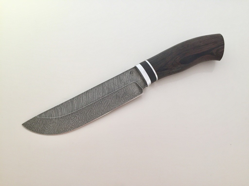 Hunting Knife "Medved". Damascus Steel. Wenge Handle