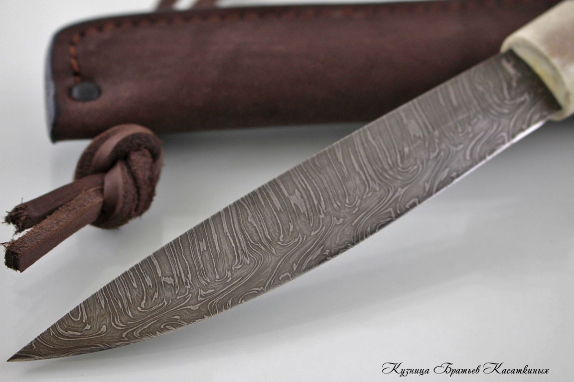Yakutian knife (medium size). Damascus Steel. Karelian Birch handle